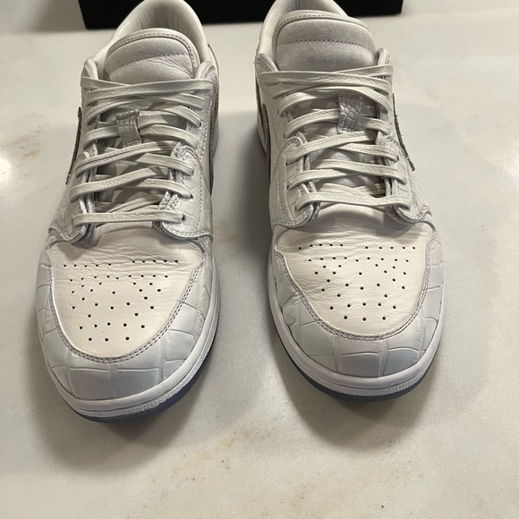Shoe Surgeon Lux Ivory White Dior Air Jordan 1 Low Sz 11.5 VNDS RARE CUSTOM - Picture 6 of 14